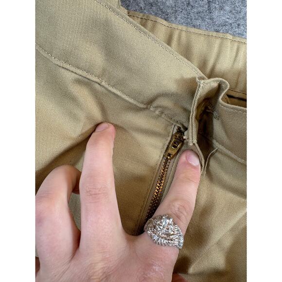 VINTAGE 70s Levis Action Jeans Khaki Pants Mens 42x30 Tan Straight 80s Workwear - Picture 3 of 6